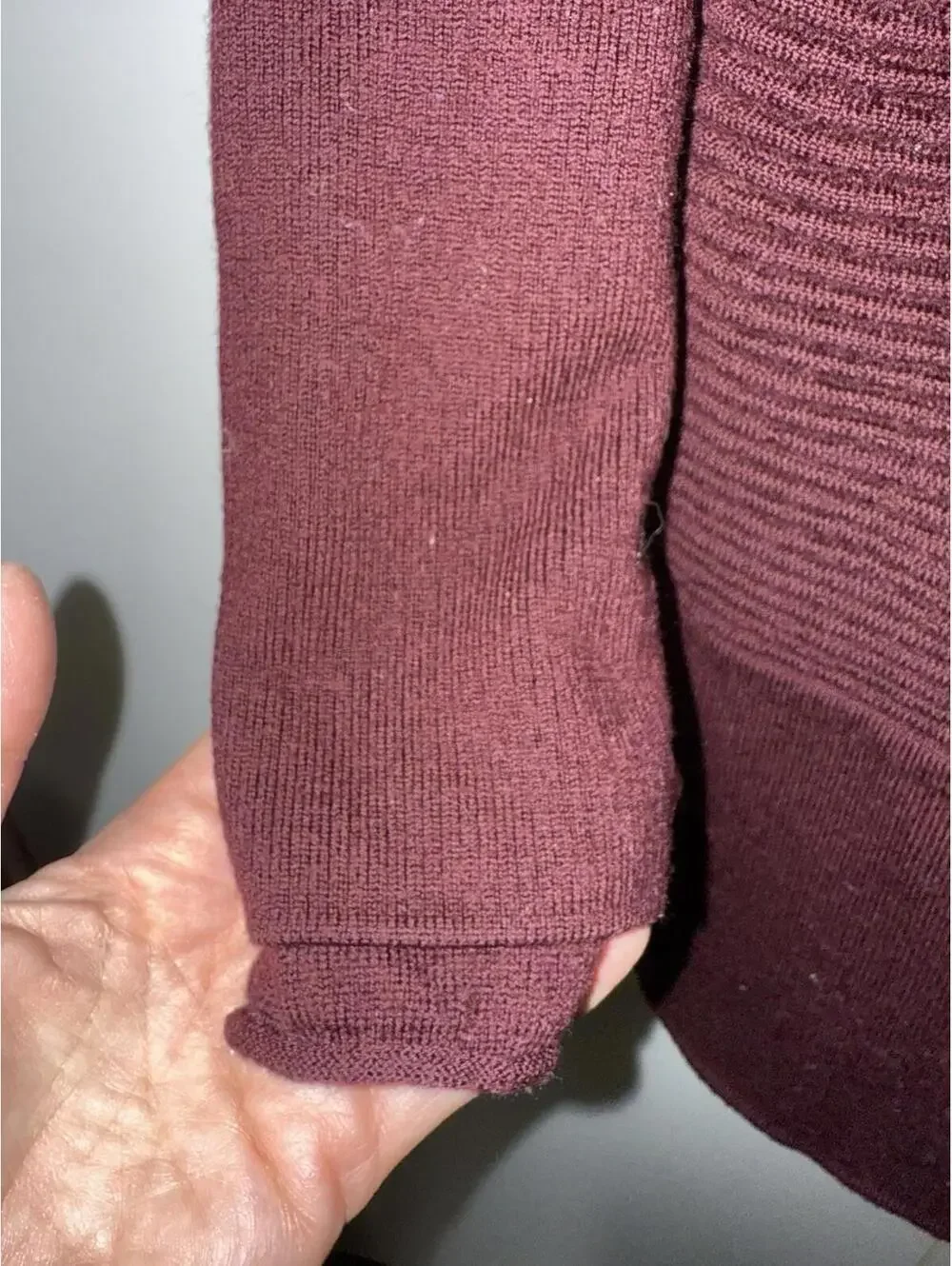 Lululemon womens Lotus merino wool red Cardigan Sweater 4 Split Back warm winter
